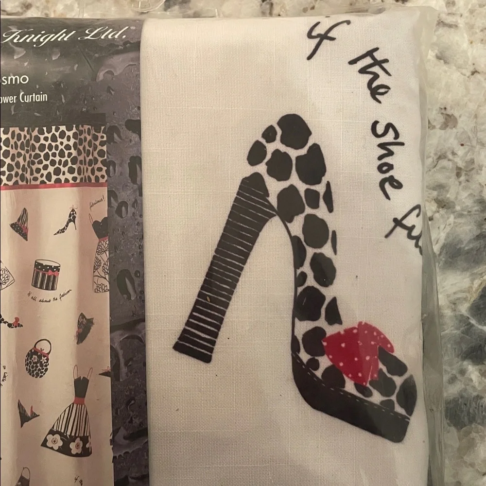 NIP Cosmo Black Animal Print Fashion Chic Fabric Shower Curtain